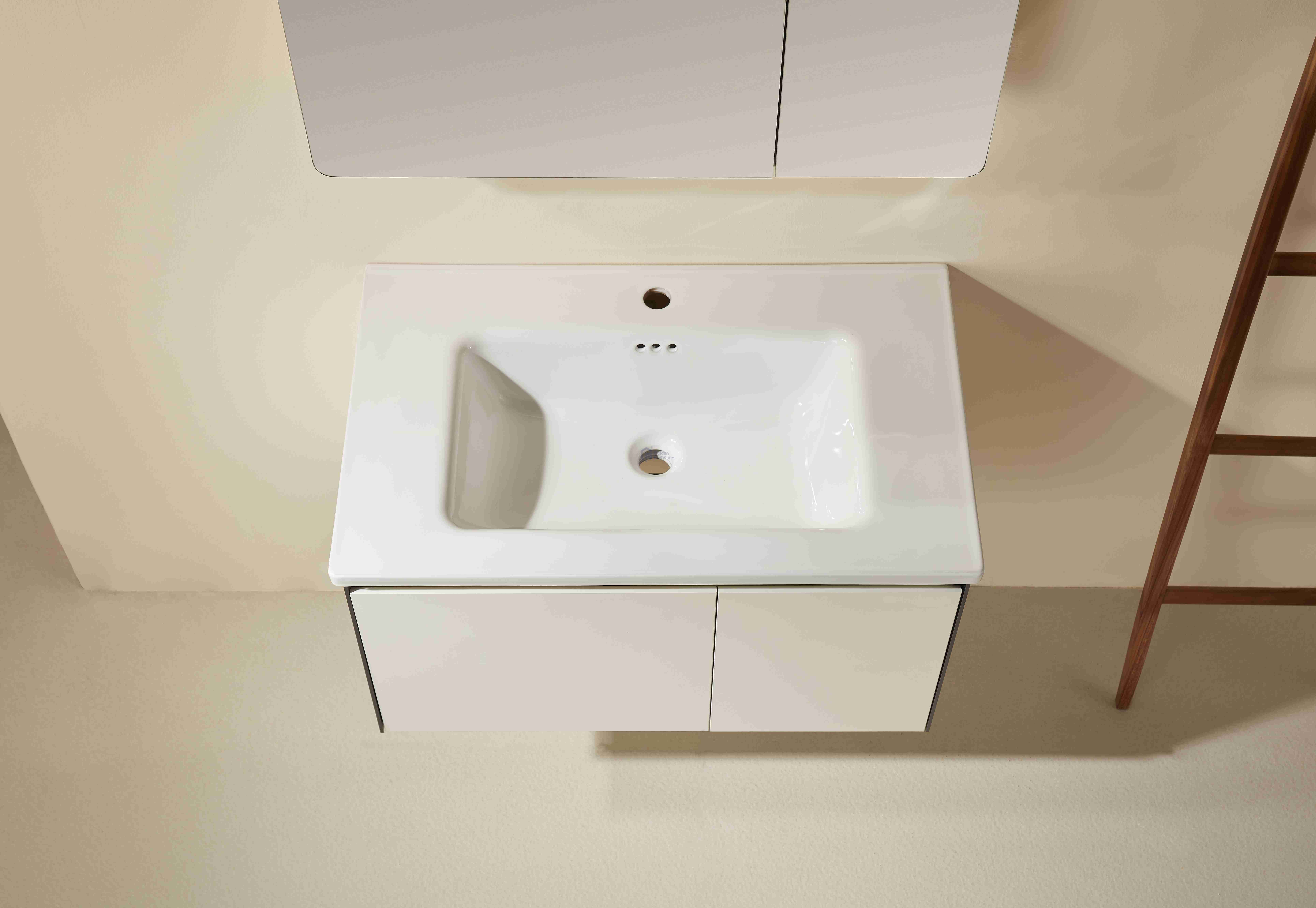 Wall mounted Vanity Bass2030